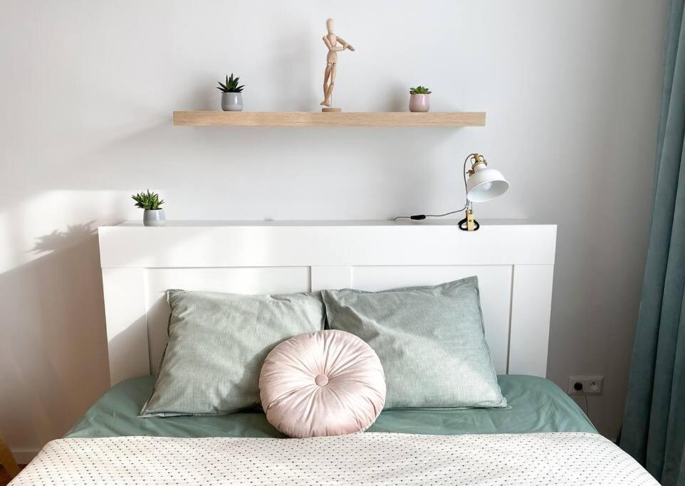 Cute Studio In Old Town Bratislava Bagian luar foto